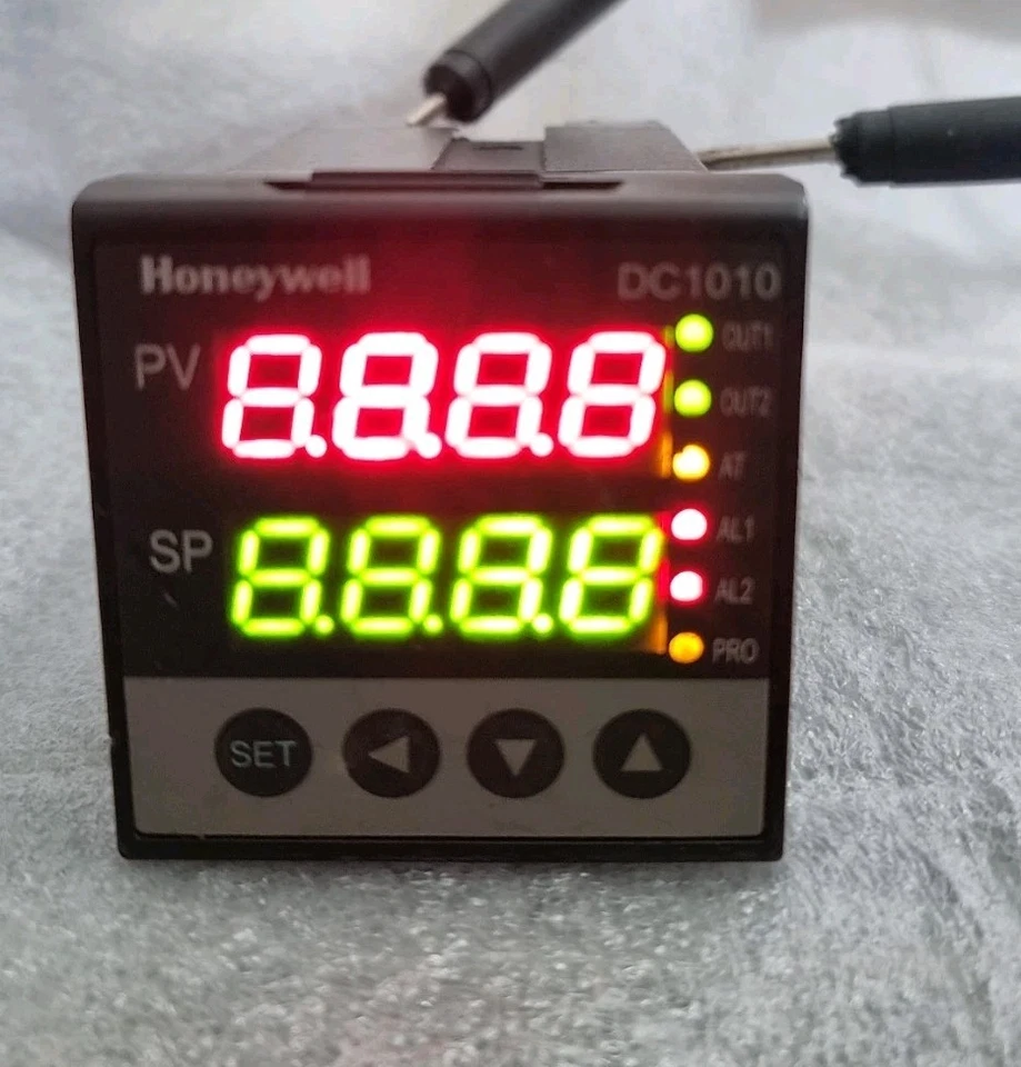 Honeywell DC1010CT-101000-E Temperature Controller Ac 85~265V Used-Tested